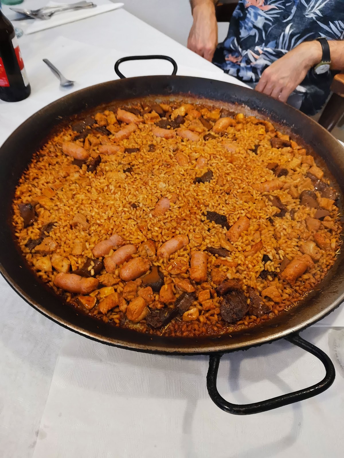 Entrecot a la brasa con guarnición